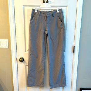 Women's gray Patagonia pants. Size 4. Excellent condition!